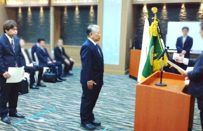 ＼　🎊㊗2025年度 優良従業員表彰を受賞！🎊㊗　／